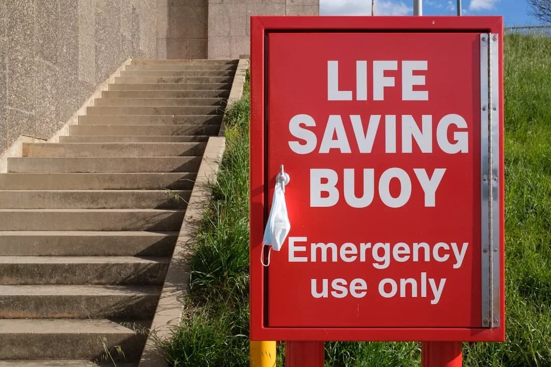 Chart showing common financial emergencies and their average costs